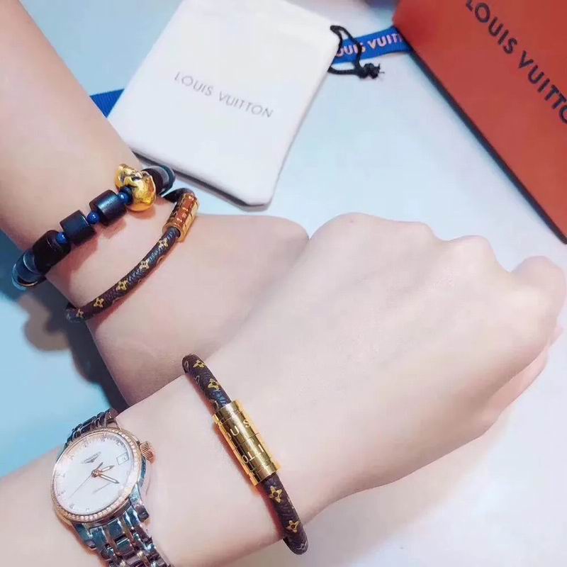 LV Bracelet 03yxs286 (9)
