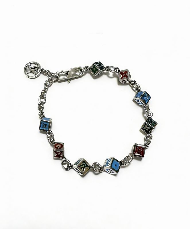 LV Bracelet 03yxs287 (2)