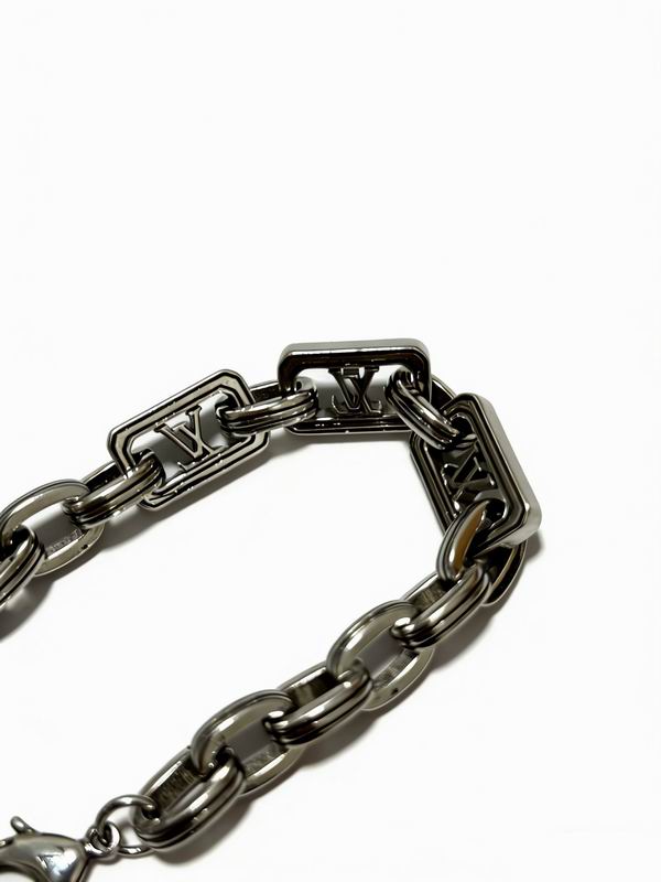 LV Bracelet 03yxs288 (4)