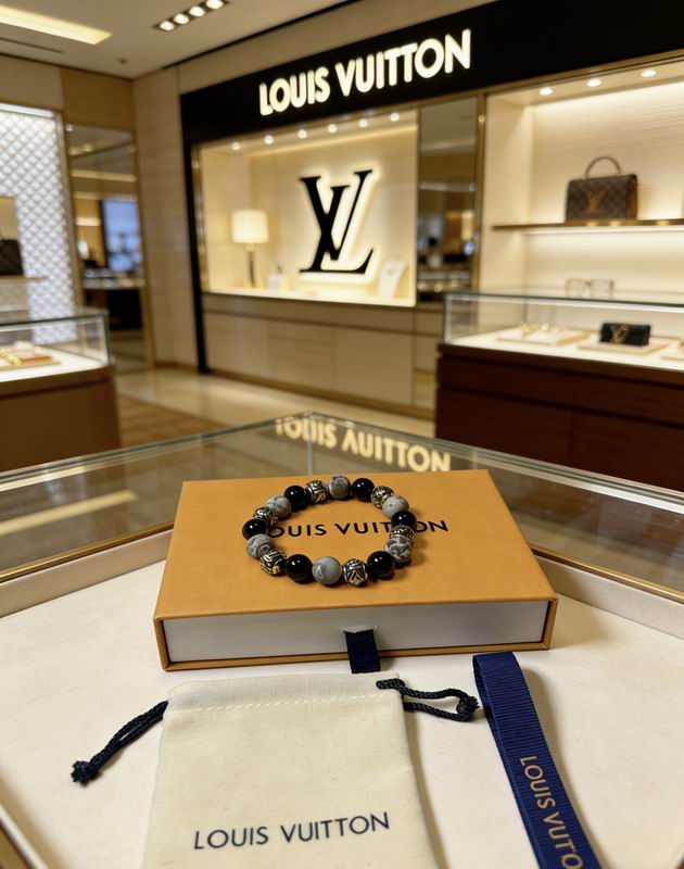 LV Bracelet 03yxs29 (2)
