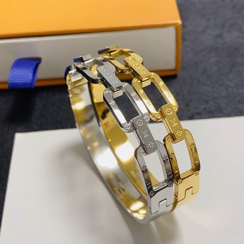 LV Bracelet 03yxs293 (1)