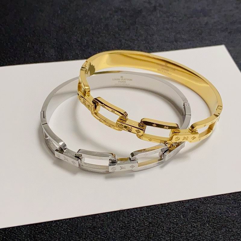 LV Bracelet 03yxs293 (6)