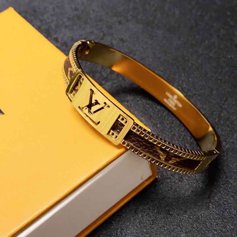 LV Bracelet 03yxs295 (4)
