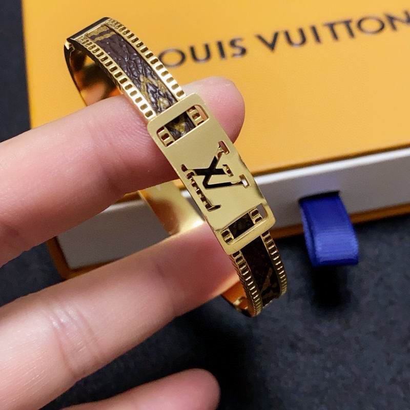 LV Bracelet 03yxs295 (7)