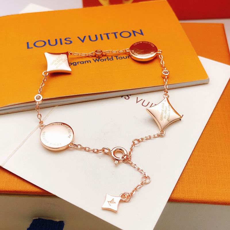 LV Bracelet 03yxs300 (15)