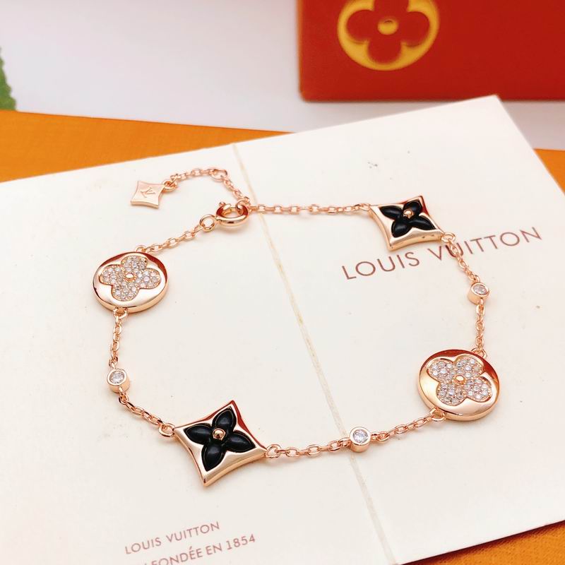 LV Bracelet 03yxs300 (17)
