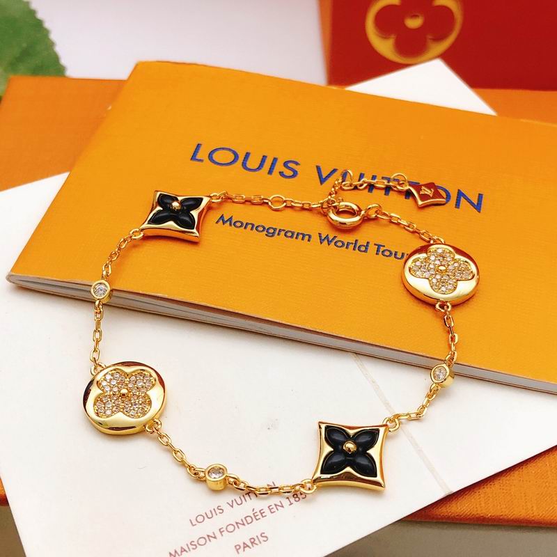 LV Bracelet 03yxs300 (4)
