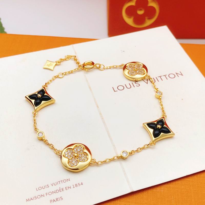LV Bracelet 03yxs300 (5)