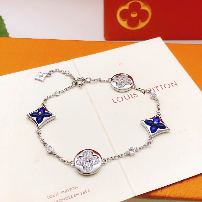 LV Bracelet 03yxs302 (17)