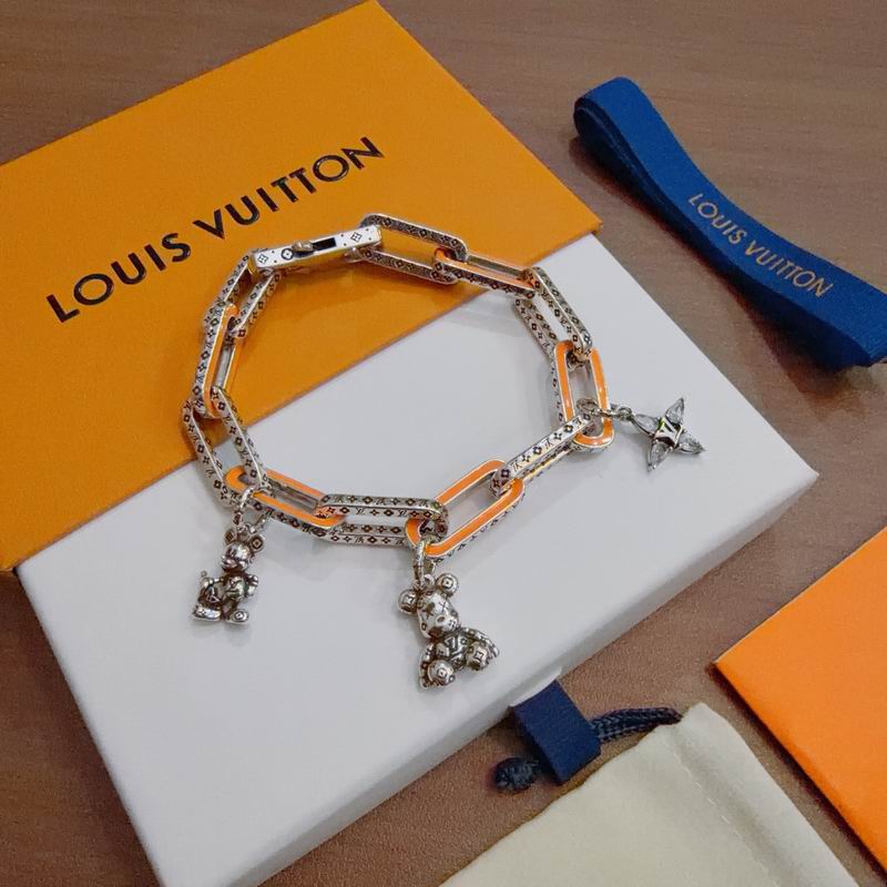 LV Bracelet 03yxs305 (2)
