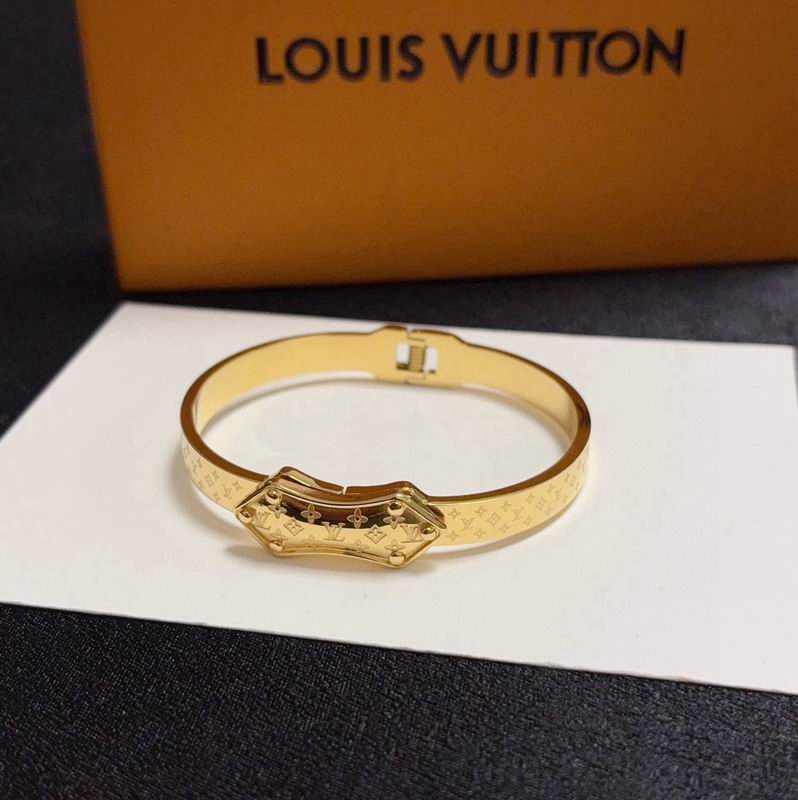 LV Bracelet 03yxs309 (4)