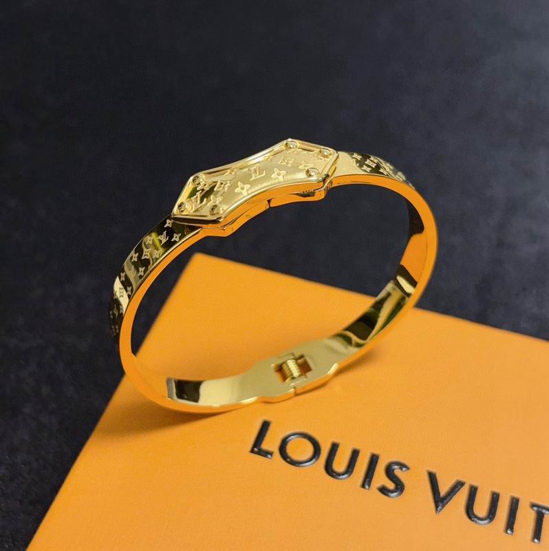 LV Bracelet 03yxs309 (6)