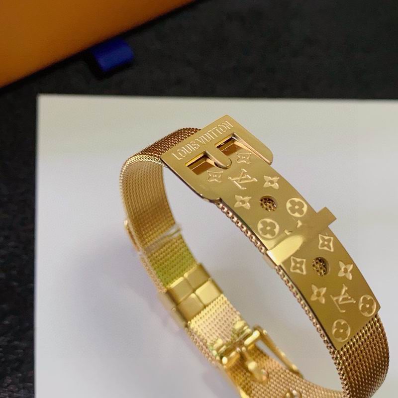 LV Bracelet 03yxs311 (4)