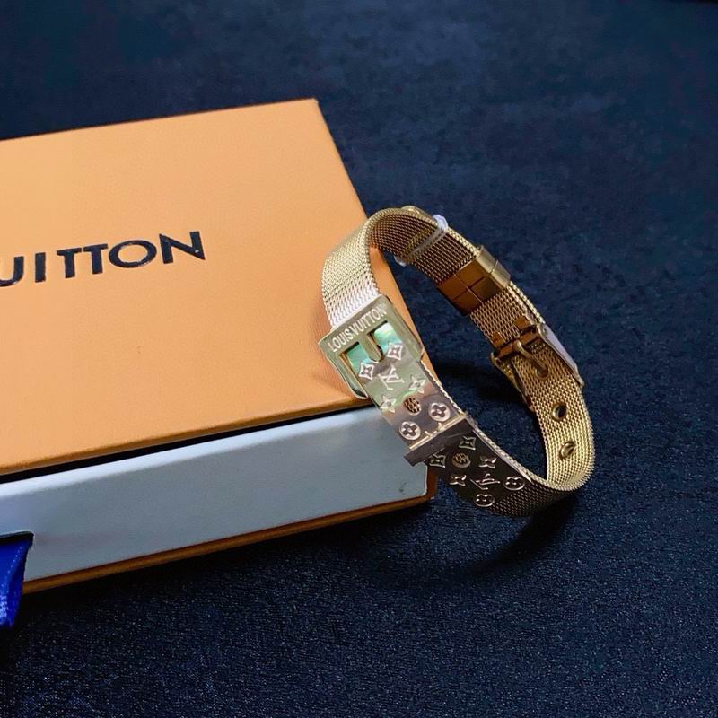 LV Bracelet 03yxs311 (7)