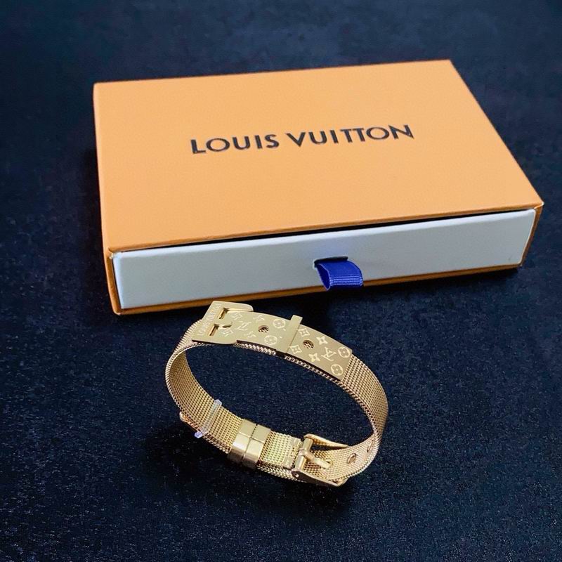 LV Bracelet 03yxs311 (9)