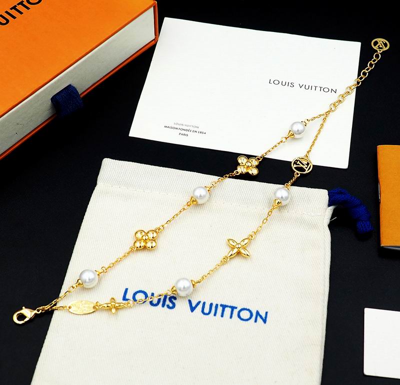 LV Bracelet 03yxs313 (4)
