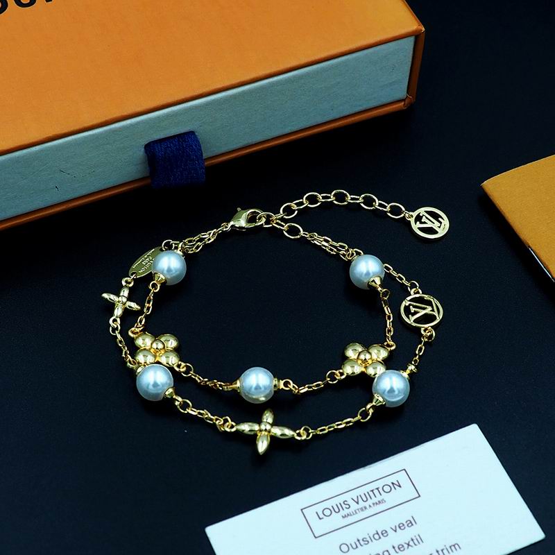 LV Bracelet 03yxs313 (9)