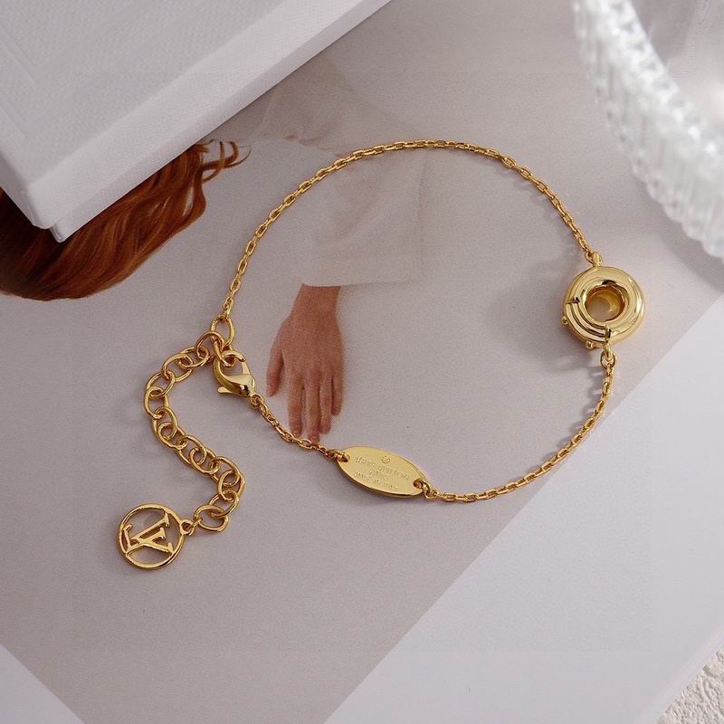LV Bracelet 03yxs316 (3)