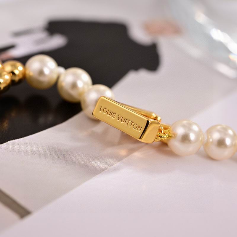 LV Bracelet 03yxs44 (3)