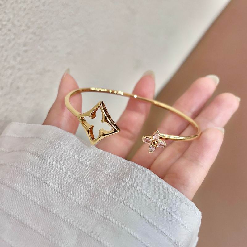 LV Bracelet 04yxs321 (3)