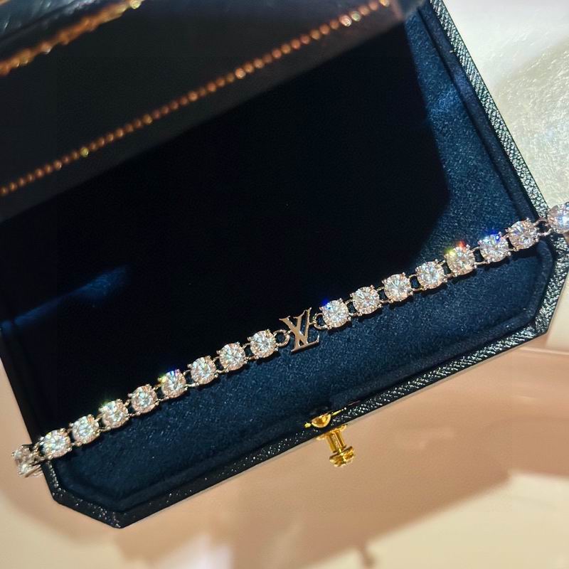 LV Bracelet 04yxs323 (9)