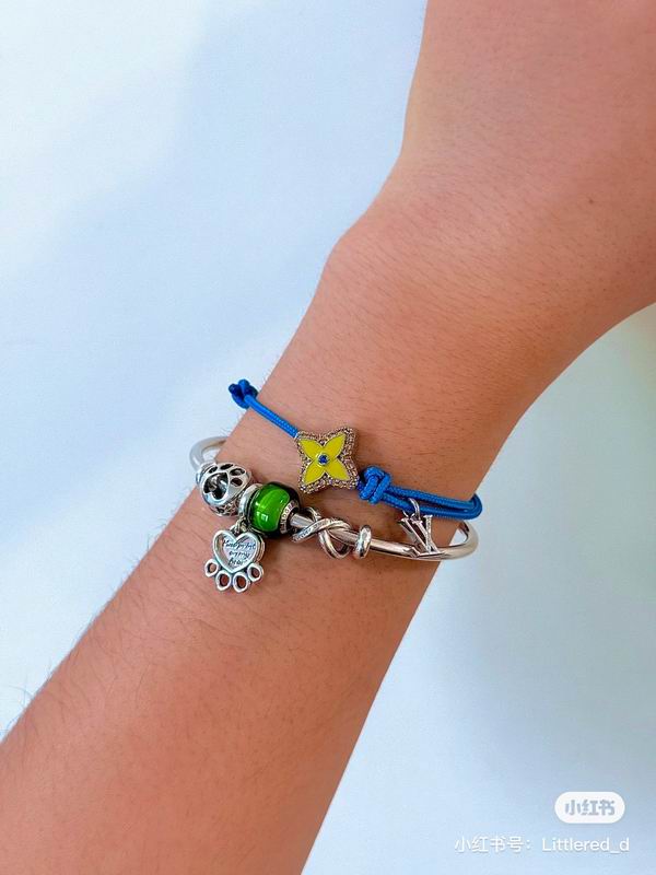 LV Bracelet 04yxs324 (22)