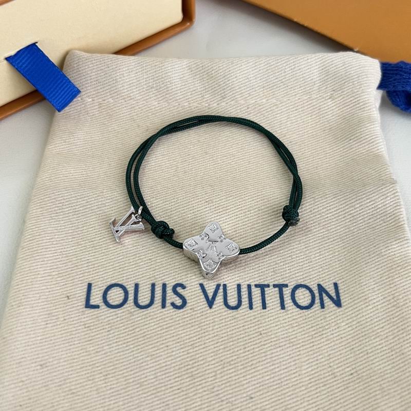 LV Bracelet 04yxs324 (33)