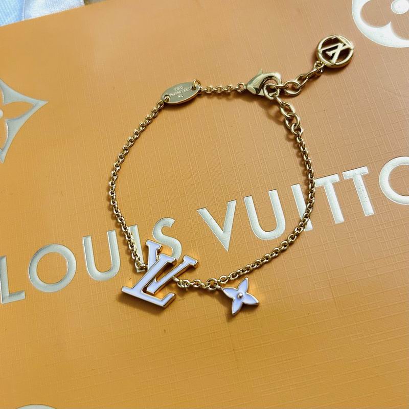 LV Bracelet 04yxs325 (3)