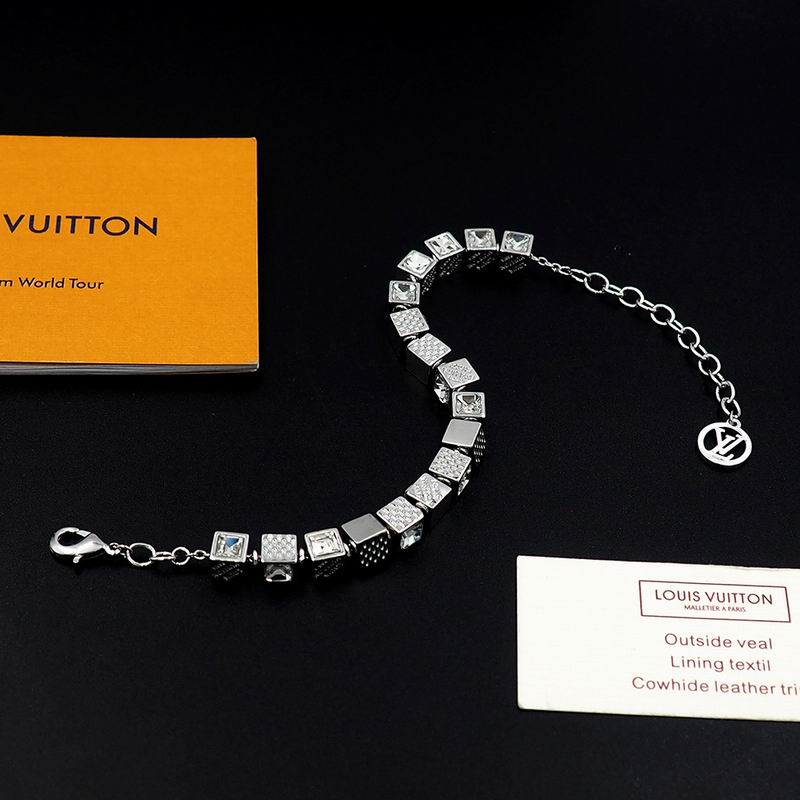 LV Bracelet 04yxs327 (11)