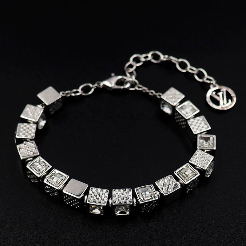 LV Bracelet 04yxs327 (12)