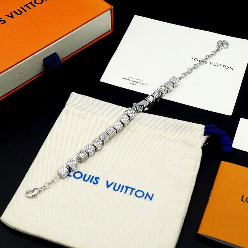 LV Bracelet 04yxs327 (13)