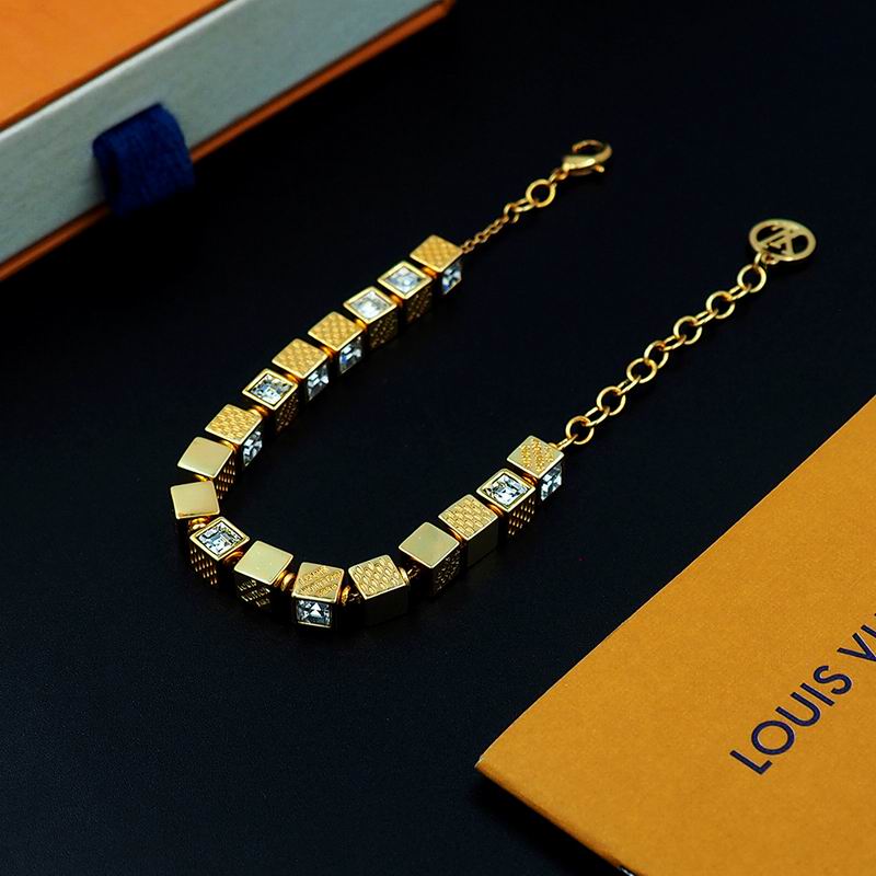 LV Bracelet 04yxs327 (19)