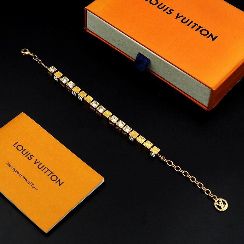LV Bracelet 04yxs327 (23)