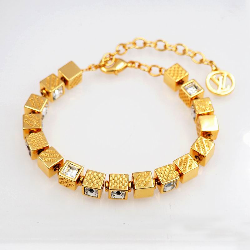 LV Bracelet 04yxs327 (27)