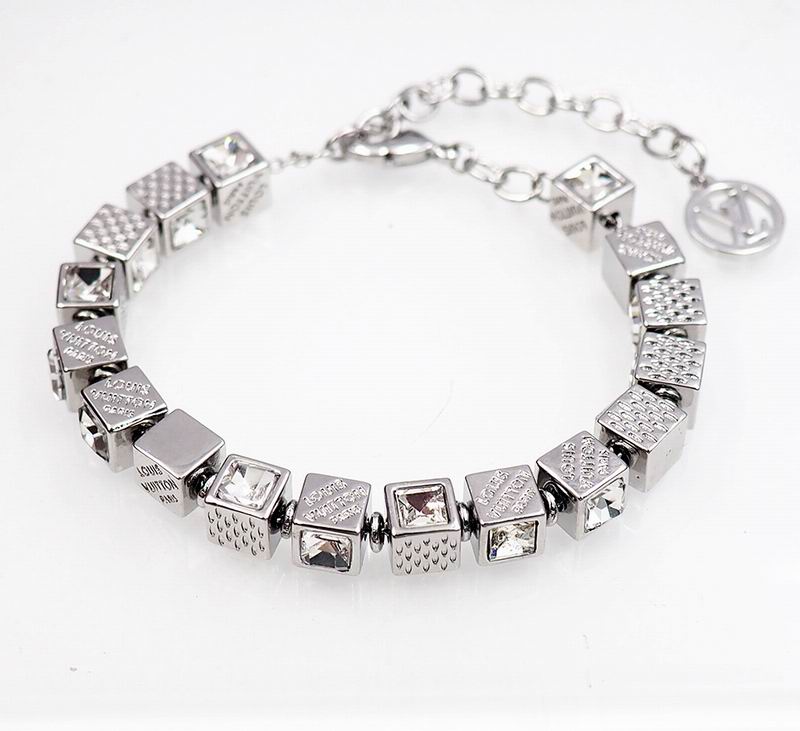 LV Bracelet 04yxs327 (3)