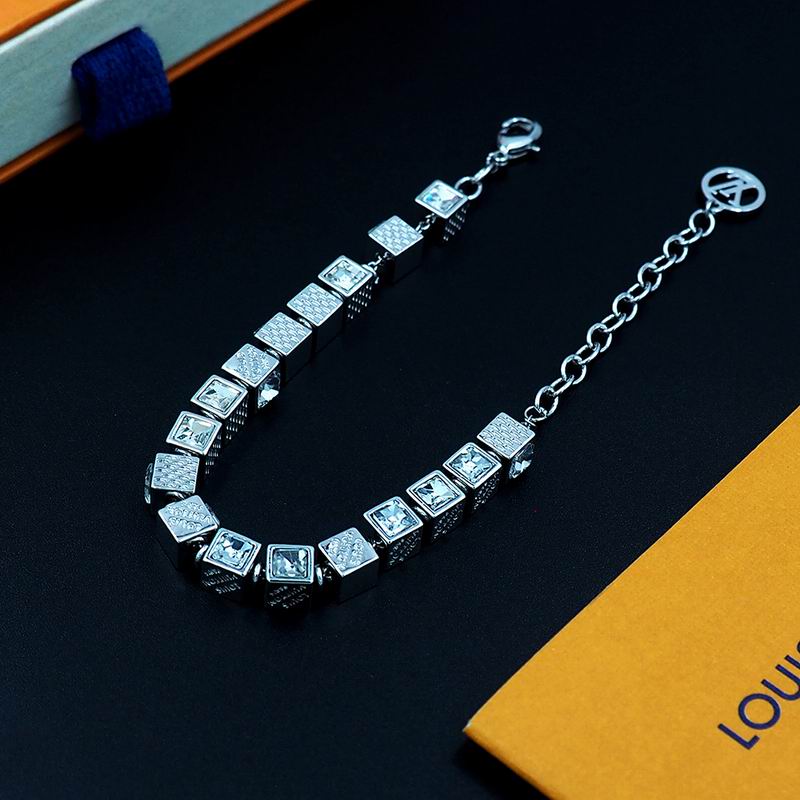 LV Bracelet 04yxs327 (7)