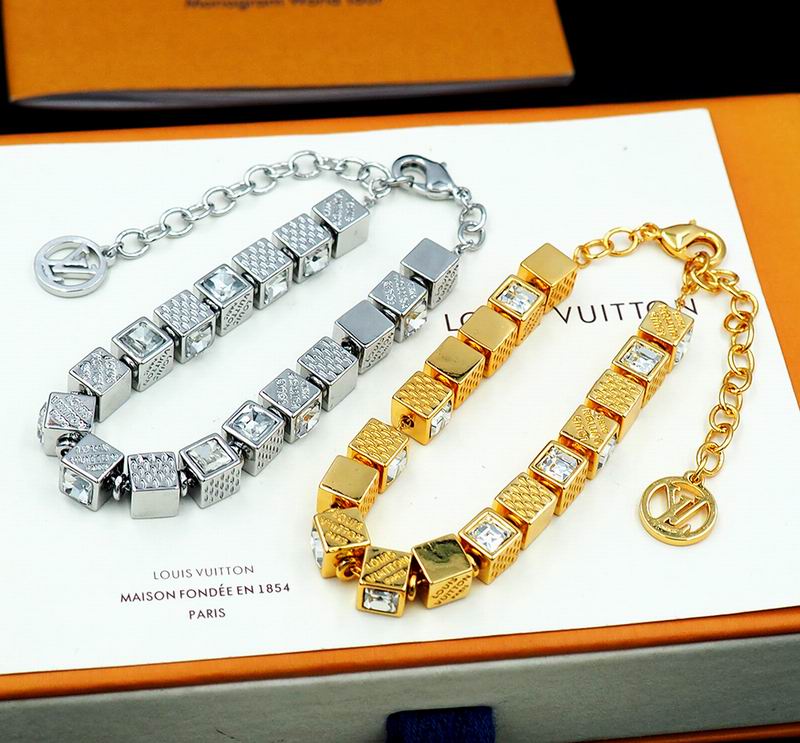 LV Bracelet 04yxs327 (8)