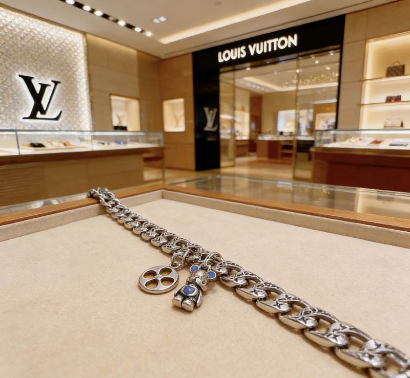 LV Bracelet 04yxs330 (4)