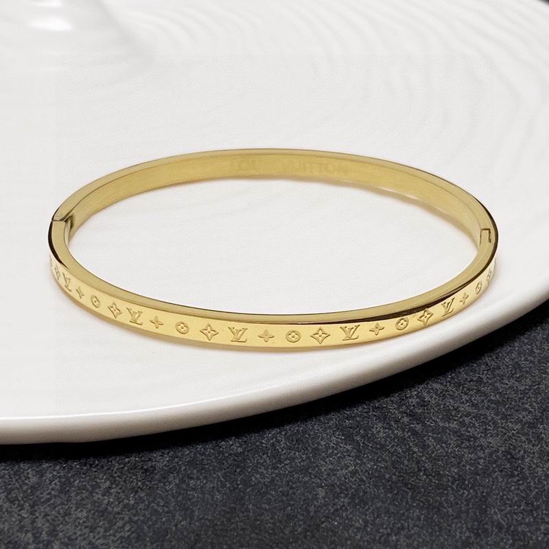 LV Bracelet 04yxs333 (3)