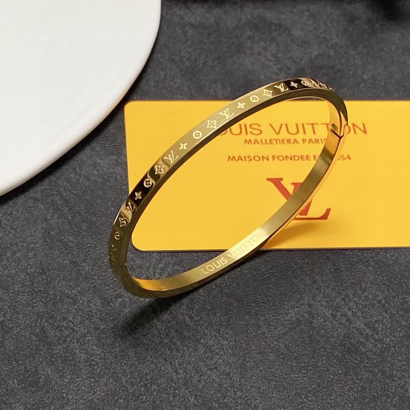 LV Bracelet 04yxs333 (4)