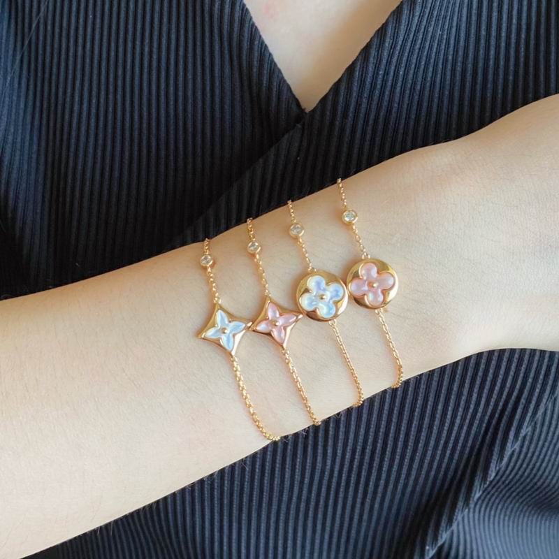 LV Bracelet 04yxs348 (1)