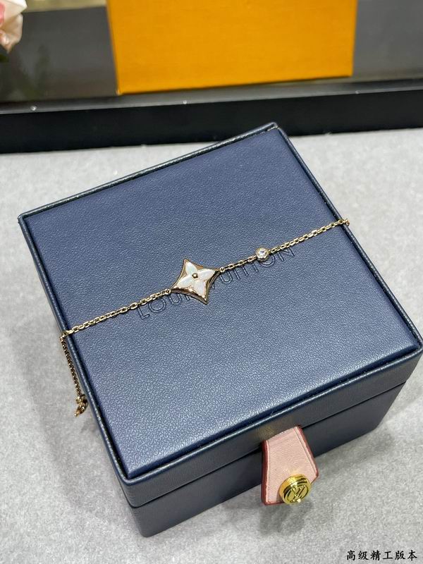 LV Bracelet 04yxs348 (4)