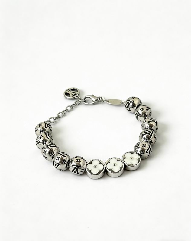 LV Bracelet 04yxs351 (2)