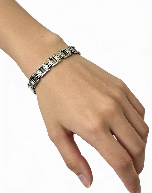 LV Bracelet 04yxs353 (6)