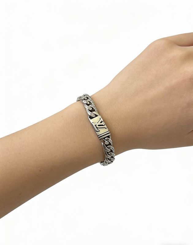 LV Bracelet 04yxs354 (4)