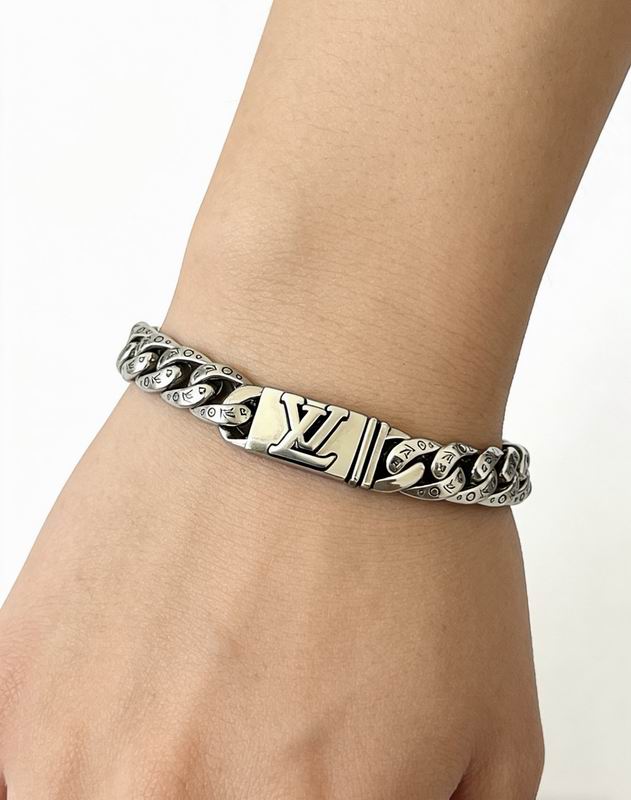 LV Bracelet 04yxs354 (5)