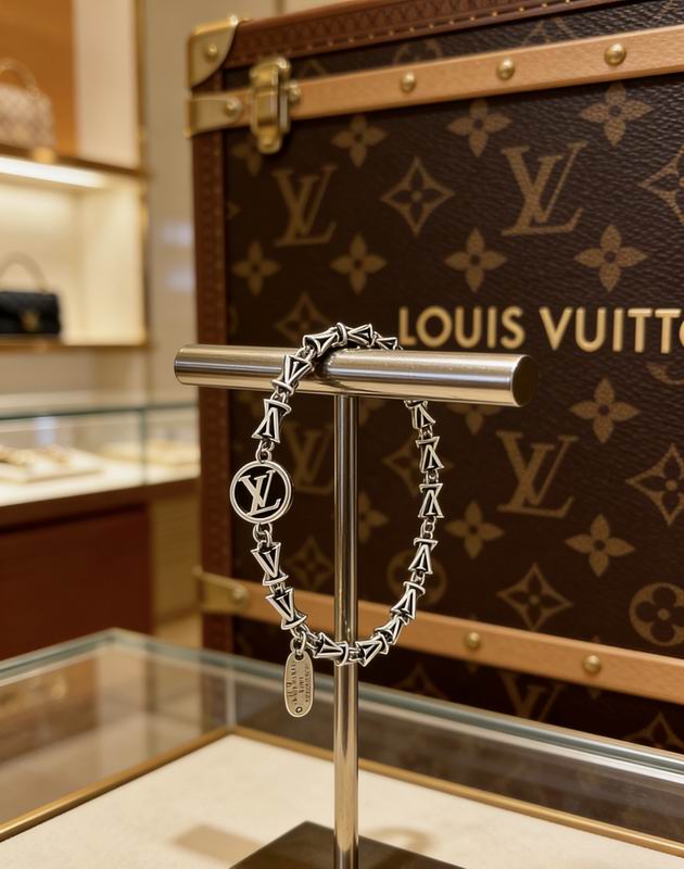 LV Bracelet 04yxs364 (6)