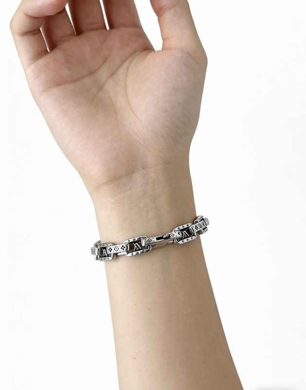 LV Bracelet 04yxs368 (4)