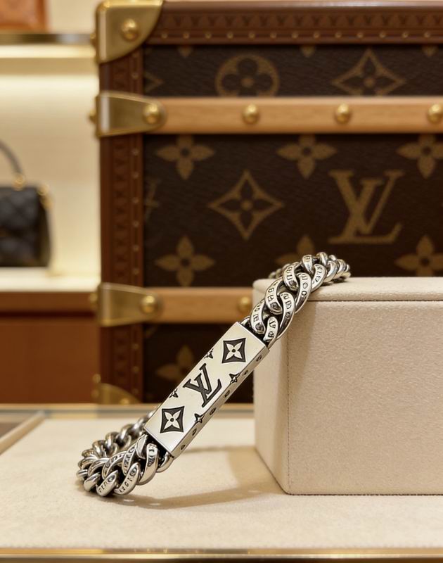 LV Bracelet 04yxs372 (8)