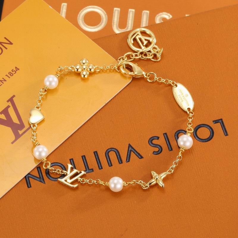 LV Bracelet 04yxs374 (3)
